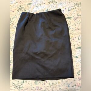 ⭐️3 for $15- Black pencil skirt
